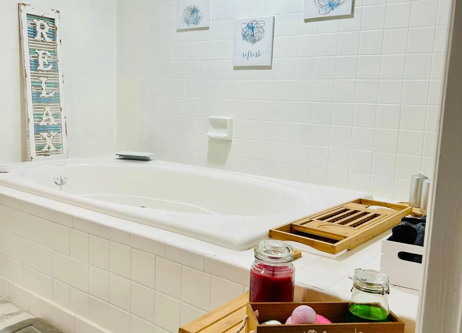 Casa vacanze Comfy Lower Lvl Apt With Jetted Tub Near Uptown And Unc Charlotte Stati Uniti